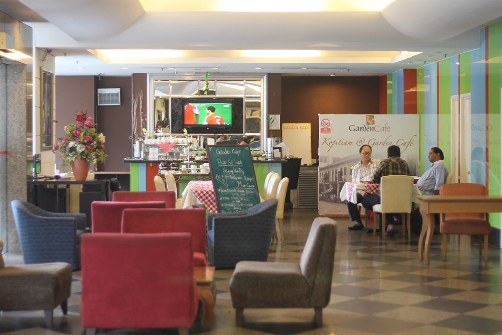 Regalpark Hotel Куала-Лумпур Экстерьер фото